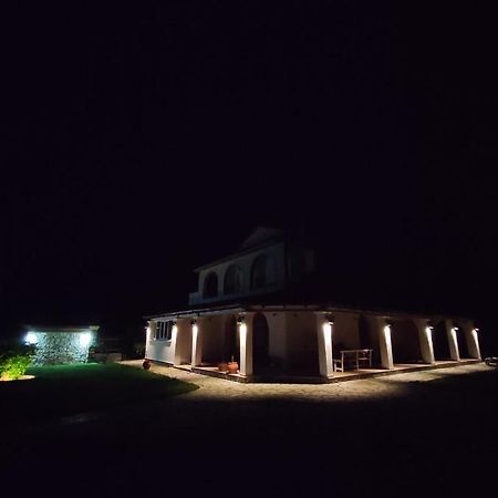 Villa Areti Лефкими Екстериор снимка