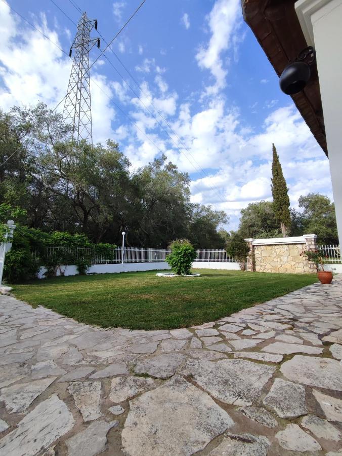 Villa Areti Лефкими Екстериор снимка